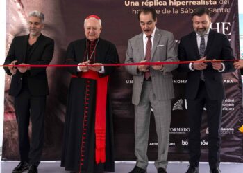 Inauguran The Mystery Man, gran exposición en la UAG