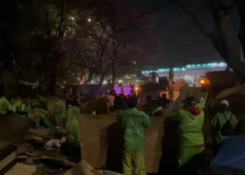 Desalojo forzado de migrantes en Terminal del Norte genera denuncias por abuso de autoridad