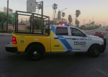 Policía de Monterrey muere en ataque armado; agresor huyé en su patrulla