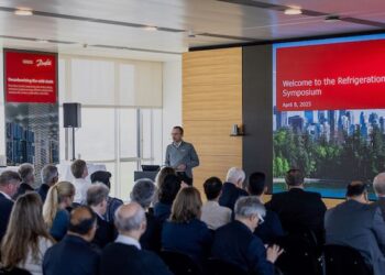 Danfoss recibe a líderes mundiales en calefacción y refrigeración sostenibles