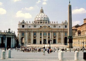 Inicia El Vaticano cónclave entre rumores de posibles candidatos, incluidos dos mexicanos