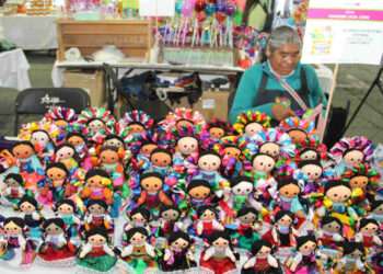 Advierten Movimiento Indígena a de la CDMX que gobierno local aún no presenta soluciones dignas para los artesanos del Centro Histórico