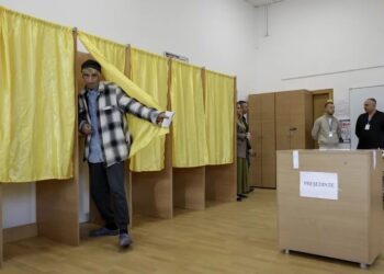 La repetición de las elecciones presidenciales de Rumanía transcurre sin incidentes