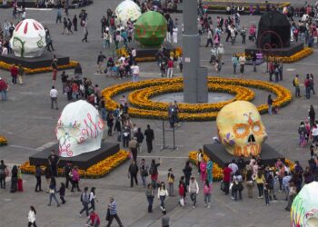Abren convocatoria para diseñar la Ofrenda Monumental del Zócalo 2025
