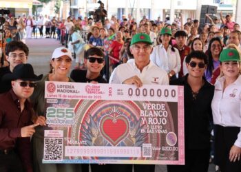 Lotería Nacional lleva a Nuevo Laredo el Sorteo «México con M de Migrante» para honrar a las y los mexicanos en el extranjero