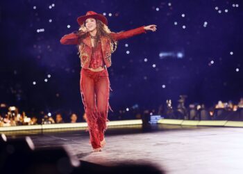SHAKIRA SE CONVIERTE EN LA PRIMERA ARTISTA CON 4 SOLD OUTS EN LA HISTORIA DEL ESTADIO AKRON