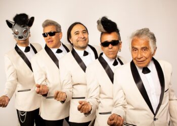 LOS K’COMXTLES REAVIVAN EL FUEGO DEL ROCK AND ROLL MEXICANO CON SU NUEVO SENCILLO “ZOMBIE”