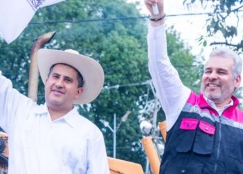 Asesinato de Carlos Manzo ocurrió pese a llamados de apoyo a Sheinbaum y tras críticas a Bedolla