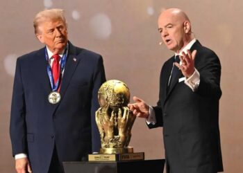 Trump recibe el primer Premio de la Paz de la FIFA