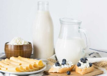 China anuncia aranceles temporales de hasta 42,7% para productos lácteos de la UE