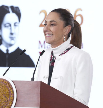 Presidenta presenta estrategia integral “Jóvenes Transformando México”; beca Gertrudis Bocanegra llegará a un millón de universitarios