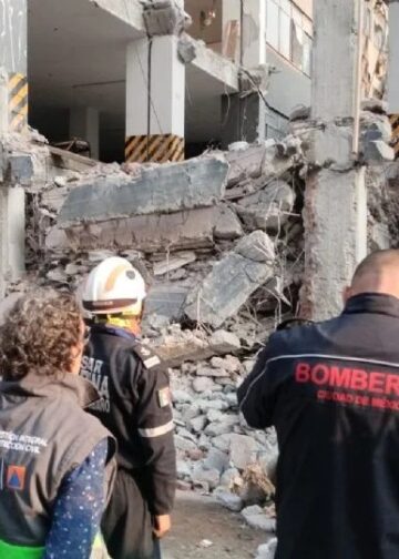 Confirman la muerte de segundo y  tercer trabajador por derrumbe de edificio en San Antonio Abad